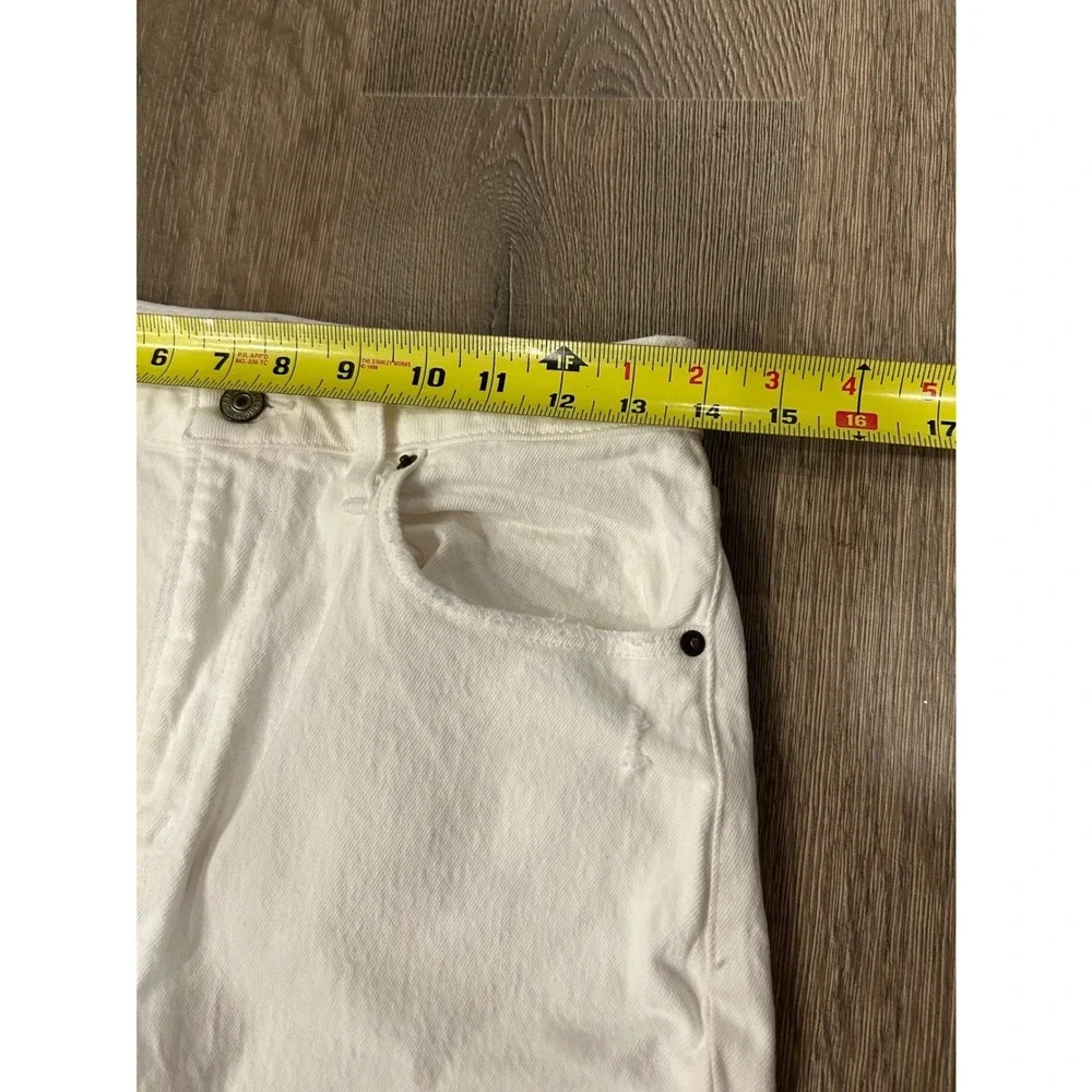 Abercrombie & Fitch Curve Love High Rise Mom Jeans White Distressed 27 4L Long‎